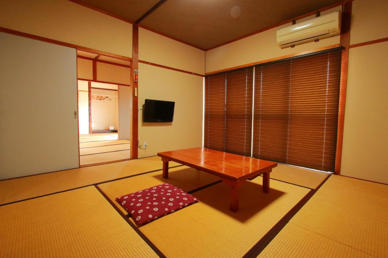 Family Ryokan Kawakyu With Showa Retro, Private Hot Spring Ibusuki Exterior foto